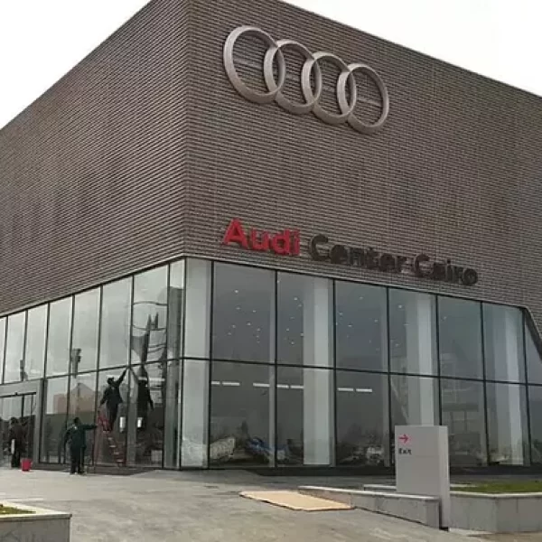 Commercial STEEL PROJECTS - OSMACOM - Audi Car Showroom